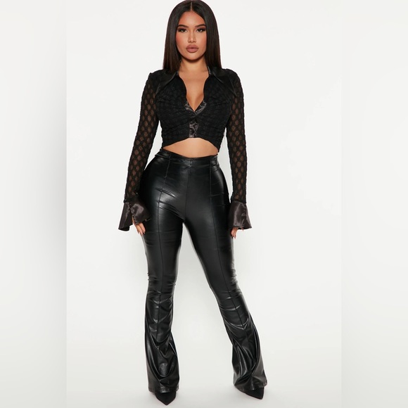 Fashionnova Lace Crop Top - Picture 2 of 3